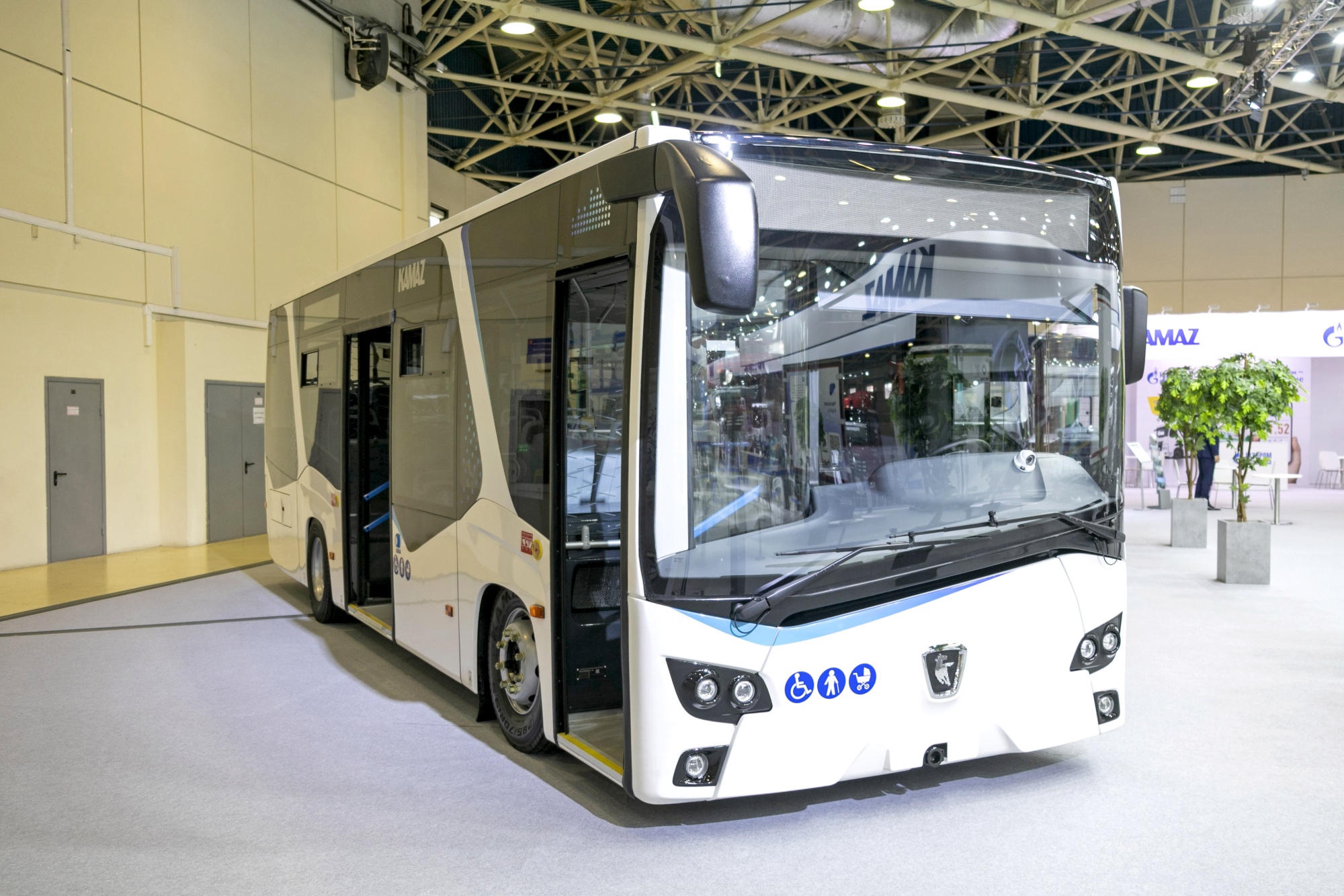 Автобус КАМАЗ-4290-30-5M